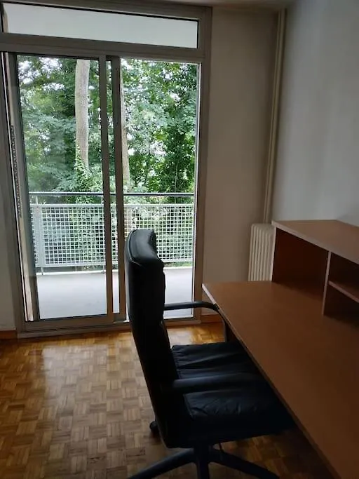 Spacious Condo, Green Serenity Palaiseau Apartment