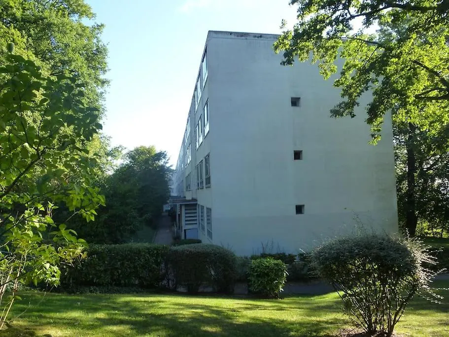 Apartment Spacious Condo, Green Serenity Palaiseau France
